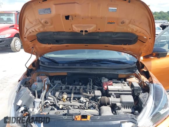 ✅ 2019 Nissan Kicks SR • VIN: 3N1CP5CU1KL506322 • Lot: 43112512. Wystawiony na IAAI z przebiegiem 67 171 mil. Bezpłatny archiwum sprzedaży aukcyjnych z USA i szczegółowy raport historii pojazdu na DreamBid. Zdjęcie 10.