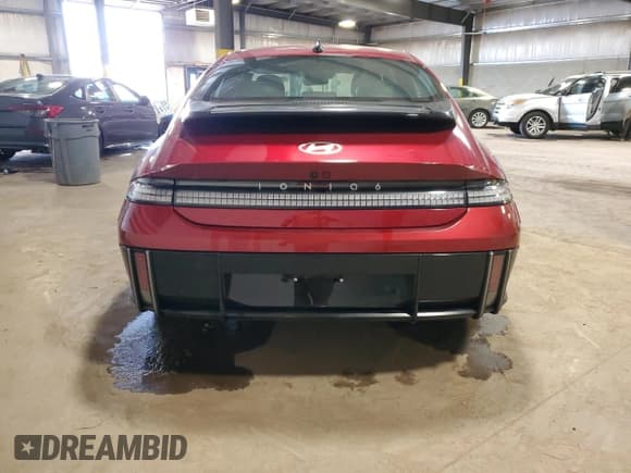 ✅ 2025 Hyundai Ioniq 6 Limited • VIN: KMHM54AC0SA086678 • Лот: 89561175. Опубликован ранее на Copart с пробегом 4 176 миль. Бесплатный доступ к архиву аукционных продаж из США и подробный отчёт об истории автомобиля на DreamBid. Изображение 6.