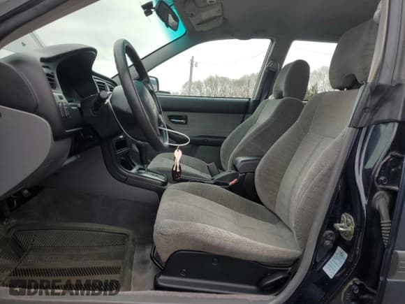 ✅ 2002 Subaru Legacy L • VIN: 4S3BH635327304235 • Lot: 53346715. Wystawiony na Copart z przebiegiem 194 334 mil. Bezpłatny archiwum sprzedaży aukcyjnych z USA i szczegółowy raport historii pojazdu na DreamBid. Zdjęcie 7.