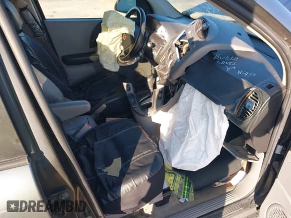 ✅ 2005 Saturn VUE • VIN: 5GZCZ53405S843947 • Lot: 41220739. Wystawiony na IAAI z przebiegiem Nie podano. Bezpłatny archiwum sprzedaży aukcyjnych z USA i szczegółowy raport historii pojazdu na DreamBid. Zdjęcie 5.