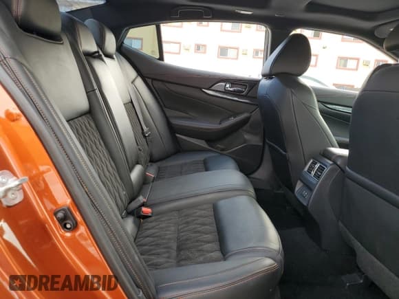 ✅ 2019 Nissan Maxima SV • VIN: 1N4AA6AV9KC382311 • Lot: 92174935. Listed on Copart with Not provided. Free auction sales archive from the USA and detailed vehicle history report at DreamBid. Image 10.