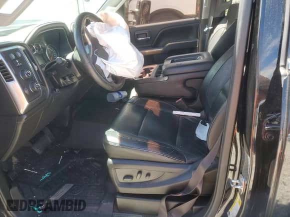 2016 Chevrolet Silverado 3500HD LTZ с VIN 1GC4K0C85GF108196, выставлен на аукционе Copart как лот 68752145 с пробегом Не указан миль и Чистый • Clean title. История ставок и продаж доступна на DreamBid. Изображение 7.