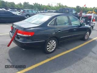 2007 Hyundai Azera SE с VIN KMHFC46F77A182333, выставлен на аукционе IAAI как лот 42380216 с пробегом 227 553 миль миль и . История ставок и продаж доступна на DreamBid. Изображение 4.