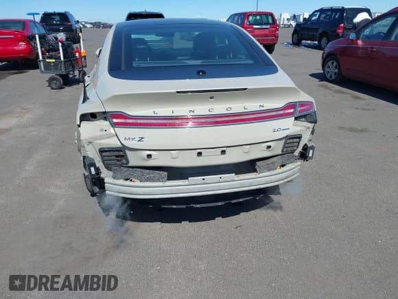 ✅ 2014 Lincoln MKZ • VIN: 3LN6L2G9XER820400 • Lot: 42195277. Wystawiony na IAAI z przebiegiem 48 597 mil. Bezpłatny archiwum sprzedaży aukcyjnych z USA i szczegółowy raport historii pojazdu na DreamBid. Zdjęcie 6.