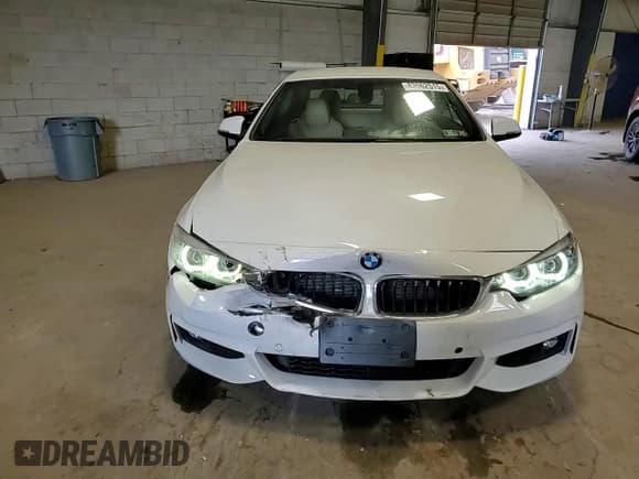 ✅ 2018 BMW 4 Series 430i xDrive • VIN: WBA4Z3C57JEA32092 • Lot: 83962515. Wystawiony na Copart z przebiegiem 52 092 mil. Bezpłatny archiwum sprzedaży aukcyjnych z USA i szczegółowy raport historii pojazdu na DreamBid. Zdjęcie 13.