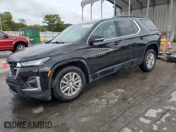 ✅ 2022 Chevrolet Traverse LT Cloth • VIN: 1GNERGKW6NJ131982 • Lot: 81687395. Wystawiony na Copart z przebiegiem 67 838 mil. Bezpłatny archiwum sprzedaży aukcyjnych z USA i szczegółowy raport historii pojazdu na DreamBid. Zdjęcie 1.
