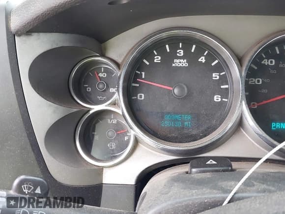 ✅ 2007 Chevrolet Silverado 2500HD 1LT • VIN: 1GCHC23K67F523209 • Lot: 41925957. Wystawiony na IAAI z przebiegiem 250 138 mil. Bezpłatny archiwum sprzedaży aukcyjnych z USA i szczegółowy raport historii pojazdu na DreamBid. Zdjęcie 15.