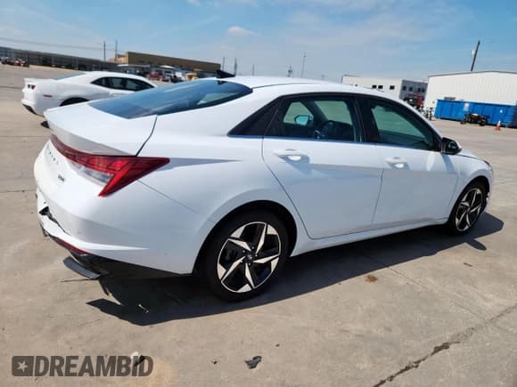 ✅ 2023 Hyundai Elantra Limited • VIN: KMHLN4AJ7PU038997 • Lot: 82091785. Listed on Copart with 46,074 mi. Free auction sales archive from the USA and detailed vehicle history report at DreamBid. Image 3.