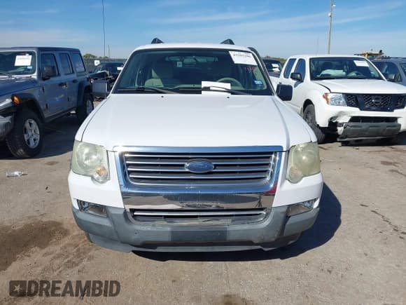 ✅ 2007 Ford Explorer XLT • VIN: 1FMEU73E07UB39148 • Lot: 43593296. Wystawiony na IAAI z przebiegiem 83 470 mil. Bezpłatny archiwum sprzedaży aukcyjnych z USA i szczegółowy raport historii pojazdu na DreamBid. Zdjęcie 12.