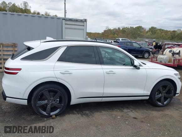 ✅ 2022 Genesis GV70 2.5T • VIN: KMUMADTBXNU054115 • Лот: 43545157. Опубликован ранее на IAAI с пробегом 54 518 миль. Бесплатный доступ к архиву аукционных продаж из США и подробный отчёт об истории автомобиля на DreamBid. Изображение 13.