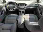 2017 Hyundai Ioniq SEL с VIN KMHC75LC2HU057523, выставлен на аукционе Copart как лот 64450864 с пробегом 49 733 миль миль и Списание • Salvage title. История ставок и продаж доступна на DreamBid. Изображение 8.