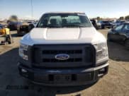 ✅ 2015 Ford F-150 XL • VIN: 1FTMF1CP9FFA40307 • Lot: 80064004. Wystawiony na Copart z przebiegiem 70 983 mil. Bezpłatny archiwum sprzedaży aukcyjnych z USA i szczegółowy raport historii pojazdu na DreamBid. Zdjęcie 5.