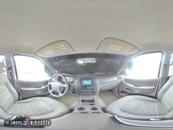 ✅ 2002 Ford Explorer XLS • VIN: 1FMZU72E02UC65652 • Лот: 52726555. Опубликован ранее на Copart с пробегом 271 357 миль. Бесплатный доступ к архиву аукционных продаж из США и подробный отчёт об истории автомобиля на DreamBid. Изображение 14.