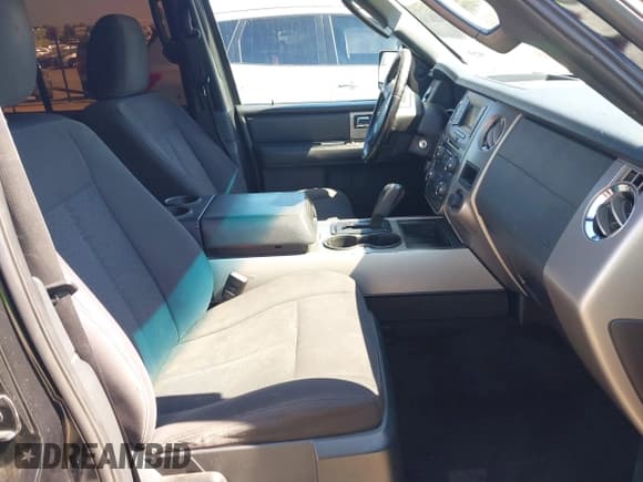 ✅ 2015 Ford Expedition Max XLT • VIN: 1FMJK1JT5FEF32171 • Lot: 42865293. Listed on IAAI with 197,568 mi. Free auction sales archive from the USA and detailed vehicle history report at DreamBid. Image 5.