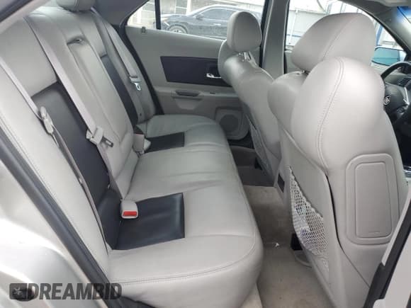 ✅ 2007 Cadillac CTS • VIN: 1G6DM57T370102960 • Lot: 81016435. Wystawiony na Copart z przebiegiem Nie podano. Bezpłatny archiwum sprzedaży aukcyjnych z USA i szczegółowy raport historii pojazdu na DreamBid. Zdjęcie 10.