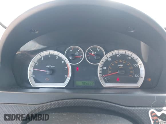 ✅ 2010 Chevrolet Aveo 1LT • VIN: KL1TD5DE9AB094395 • Lot: 42374214. Wystawiony na IAAI z przebiegiem 195 893 mil. Bezpłatny archiwum sprzedaży aukcyjnych z USA i szczegółowy raport historii pojazdu na DreamBid. Zdjęcie 7.