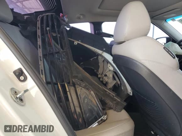 ✅ 2012 Hyundai Veloster w/Gray Int • VIN: KMHTC6AD0CU031007 • Lot: 84539254. Wystawiony na Copart z przebiegiem 111 982 mil. Bezpłatny archiwum sprzedaży aukcyjnych z USA i szczegółowy raport historii pojazdu na DreamBid. Zdjęcie 11.