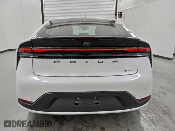 ✅ 2025 Toyota Prius LE • VIN: JTDACAAUXS3062249 • Lot: 91310765. Listed on Copart with 586 mi. Free auction sales archive from the USA and detailed vehicle history report at DreamBid. Image 6.