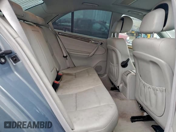 ✅ 2007 Mercedes-Benz C 230 Sport • VIN: WDBRF52H07F846074 • Lot: 96193095. Wystawiony na Copart z przebiegiem 255 270 mil. Bezpłatny archiwum sprzedaży aukcyjnych z USA i szczegółowy raport historii pojazdu na DreamBid. Zdjęcie 10.