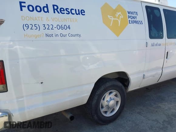 ✅ 2009 Ford E-Series Commercial • VIN: 1FTNS14L19DA06776 • Lot: 42338030. Wystawiony na IAAI z przebiegiem 150 006 mil. Bezpłatny archiwum sprzedaży aukcyjnych z USA i szczegółowy raport historii pojazdu na DreamBid. Zdjęcie 6.