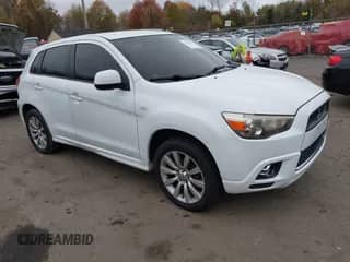 2011 Mitsubishi Outlander SE with VIN JA4AR4AU1BZ024125, listed as a IAAI auction lot 43548603 with 181,443 mi miles and . Bid and sale history available at DreamBid. Image 1.