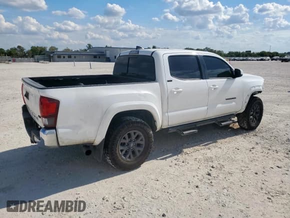 ✅ 2023 Toyota Tacoma SR5 • VIN: 3TYAZ5CN8PT041924 • Lot: 85926705. Listed on Copart with 34,678 mi. Free auction sales archive from the USA and detailed vehicle history report at DreamBid. Image 3.