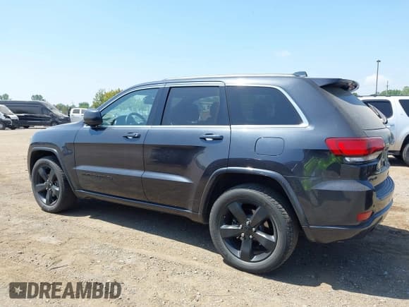 ✅ 2015 Jeep Grand Cherokee Laredo • VIN: 1C4RJFAG4FC932521 • Лот: 42827186. Опубликован ранее на IAAI с пробегом 146 637 миль. Бесплатный доступ к архиву аукционных продаж из США и подробный отчёт об истории автомобиля на DreamBid. Изображение 14.