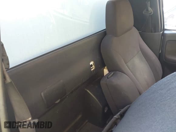 ✅ 2012 Chevrolet Colorado • VIN: 1GBGSCFE0C8121084 • Лот: 43637913. Опубликован ранее на IAAI с пробегом 147 701 миль. Бесплатный доступ к архиву аукционных продаж из США и подробный отчёт об истории автомобиля на DreamBid. Изображение 8.