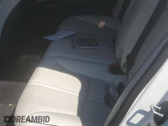 ✅ 2015 Kia K900 Luxury • VIN: KNALW4D49F6017480 • Лот: 78108624. Опубликован ранее на Copart с пробегом 126 287 миль. Бесплатный доступ к архиву аукционных продаж из США и подробный отчёт об истории автомобиля на DreamBid. Изображение 6.