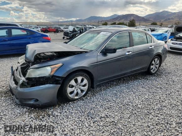 ✅ 2008 Honda Accord EX-L • VIN: 1HGCP36838A000685 • Lot: 84706405. Wystawiony na Copart z przebiegiem 244 224 mil. Bezpłatny archiwum sprzedaży aukcyjnych z USA i szczegółowy raport historii pojazdu na DreamBid. Zdjęcie 1.
