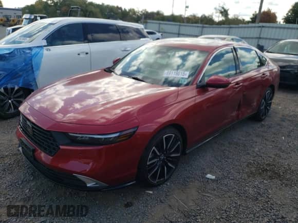 2023 Honda Accord Touring z VIN 1HGCY2F89PA029176, wystawiony jako Copart lot #69119015 z przebiegiem 13 663 mil mil oraz Szkoda całkowita • Salvage title. Historia ofert i sprzedaży dostępna na DreamBid. Obrazek 1.