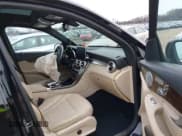 ✅ 2017 Mercedes-Benz GLC 300 • VIN: WDC0G4KB7HF176838 • Lot: 40956814. Wystawiony na IAAI z przebiegiem 132 201 mil. Bezpłatny archiwum sprzedaży aukcyjnych z USA i szczegółowy raport historii pojazdu na DreamBid. Zdjęcie 5.