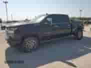 2022 Chevrolet Silverado 2500HD High Country с VIN 2GC4YREY3N1223240, выставлен на аукционе Copart как лот 61905925 с пробегом 137 446 миль миль и На запчасти • Non repairable. История ставок и продаж доступна на DreamBid. Изображение 1.