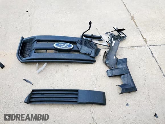 ✅ 2017 Ford F-150 XL • VIN: 1FTMF1CF9HKC89126 • Лот: 60845365. Опубликован ранее на Copart с пробегом 91 506 миль. Бесплатный доступ к архиву аукционных продаж из США и подробный отчёт об истории автомобиля на DreamBid. Изображение 12.