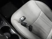 ✅ 2014 Kia Sorento SX Limited • VIN: 5XYKWDA71EG485941 • Lot: 43787220. Listed on IAAI with 190,154 mi. Free auction sales archive from the USA and detailed vehicle history report at DreamBid. Image 11.