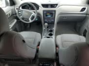 ✅ 2016 Chevrolet Traverse LT • VIN: 1GNKRHKD7GJ215335 • Lot: 55073004. Wystawiony na Copart z przebiegiem 133 823 mil. Bezpłatny archiwum sprzedaży aukcyjnych z USA i szczegółowy raport historii pojazdu na DreamBid. Zdjęcie 8.