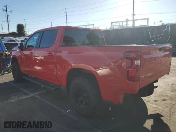 2020 Chevrolet Silverado 1500 LT with VIN 3GCPWCEDXLG197916, listed as a Copart auction lot 86848955 with 71,387 mi miles and Salvage title. Bid and sale history available at DreamBid. Image 2.