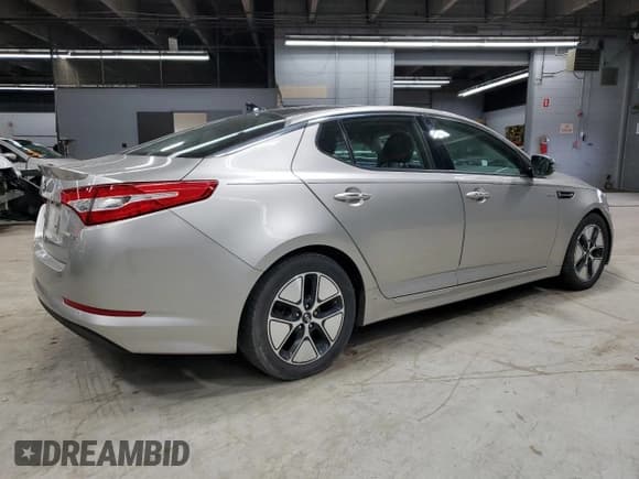 ✅ 2013 Kia Optima EX • VIN: KNAGM4AD5D5056937 • Лот: 51118145. Опубликован ранее на Copart с пробегом 97 652 миль. Бесплатный доступ к архиву аукционных продаж из США и подробный отчёт об истории автомобиля на DreamBid. Изображение 3.