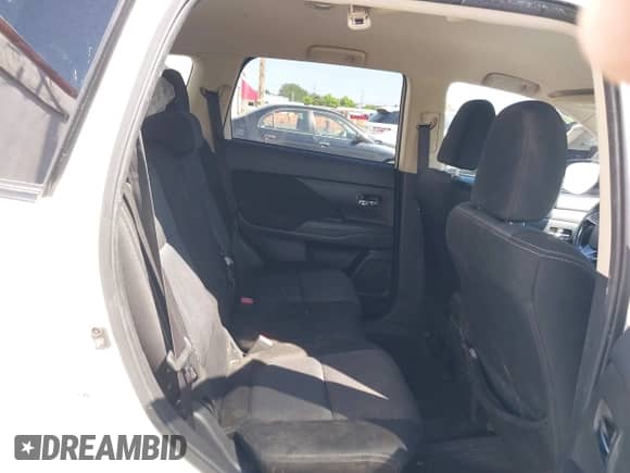 2016 Mitsubishi Outlander SE с VIN JA4AZ3A33GZ042067, выставлен на аукционе IAAI как лот 42174977 с пробегом 113 382 миль миль и . История ставок и продаж доступна на DreamBid. Изображение 8.