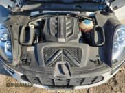 ✅ 2017 Porsche Macan S • VIN: WP1AB2A50HLB21690 • Lot: 84387255. Listed on Copart with 88,588 mi. Free auction sales archive from the USA and detailed vehicle history report at DreamBid. Image 12.