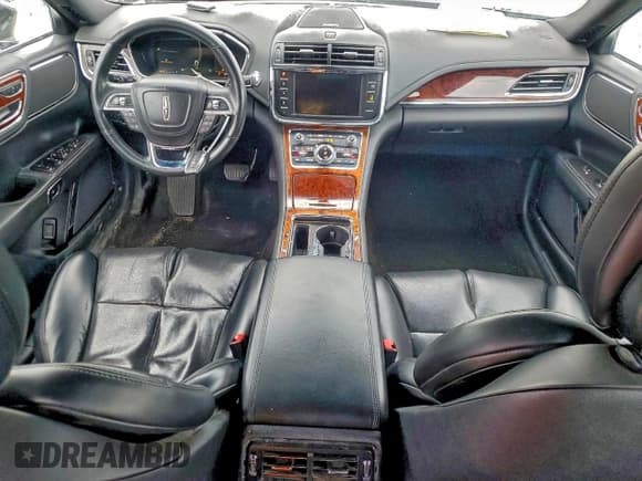 ✅ 2019 Lincoln Continental Livery • VIN: 1LN6L9UKXK5615657 • Lot: 96202835. Wystawiony na Copart z przebiegiem 47 729 mil. Bezpłatny archiwum sprzedaży aukcyjnych z USA i szczegółowy raport historii pojazdu na DreamBid. Zdjęcie 8.