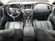 ✅ 2017 Infiniti QX70 • VIN: JN8CS1MW7HM414347 • Лот: 54832335. Опубликован ранее на Copart с пробегом 157 656 миль. Бесплатный доступ к архиву аукционных продаж из США и подробный отчёт об истории автомобиля на DreamBid. Изображение 8.