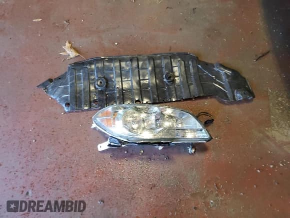 ✅ 2009 Chevrolet Malibu 1LS • VIN: 1G1ZG57B594260867 • Lot: 72022254. Listed on Copart with 89,686 mi. Free auction sales archive from the USA and detailed vehicle history report at DreamBid. Image 12.