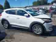 2017 Hyundai Tucson SE z VIN KM8J33A46HU326500, wystawiony jako IAAI lot #43413958 z przebiegiem 114 688 mil mil oraz . Historia ofert i sprzedaży dostępna na DreamBid. Obrazek 13.