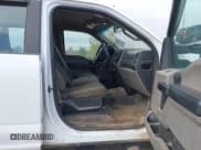 ✅ 2017 Ford F-250 Lariat • VIN: 1FT7W2BTXHEC15271 • Lot: 43354291. Wystawiony na IAAI z przebiegiem 251 942 mil. Bezpłatny archiwum sprzedaży aukcyjnych z USA i szczegółowy raport historii pojazdu na DreamBid. Zdjęcie 5.