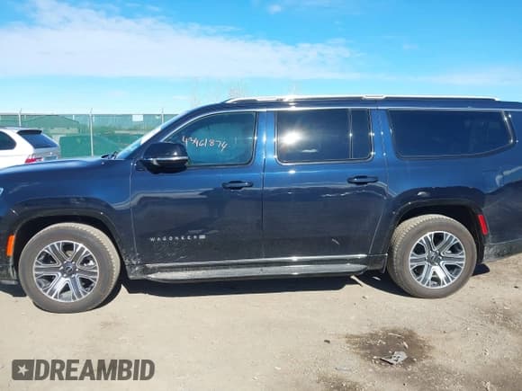 ✅ 2025 Jeep Wagoneer Series II • VIN: 1C4SJSBP5SS515126 • Лот: 43461874. Опубликован ранее на IAAI с пробегом 7 386 миль. Бесплатный доступ к архиву аукционных продаж из США и подробный отчёт об истории автомобиля на DreamBid. Изображение 14.