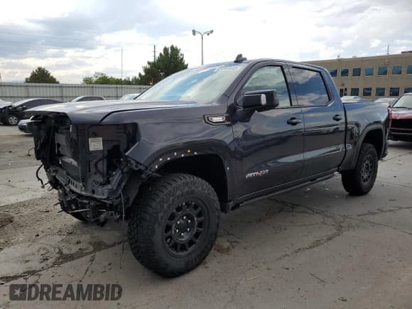 ✅ 2024 GMC Sierra 1500 AT4X • VIN: 3GTUUFE88RG339864 • Лот: 63791845. Опубликован ранее на Copart с пробегом 10 862 миль. Бесплатный доступ к архиву аукционных продаж из США и подробный отчёт об истории автомобиля на DreamBid. Изображение 1.