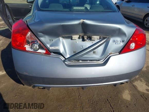 ✅ 2010 Nissan Altima SR • VIN: 1N4BL2EP5AC149804 • Лот: 41571441. Опубликован ранее на IAAI с пробегом 122 869 миль. Бесплатный доступ к архиву аукционных продаж из США и подробный отчёт об истории автомобиля на DreamBid. Изображение 6.