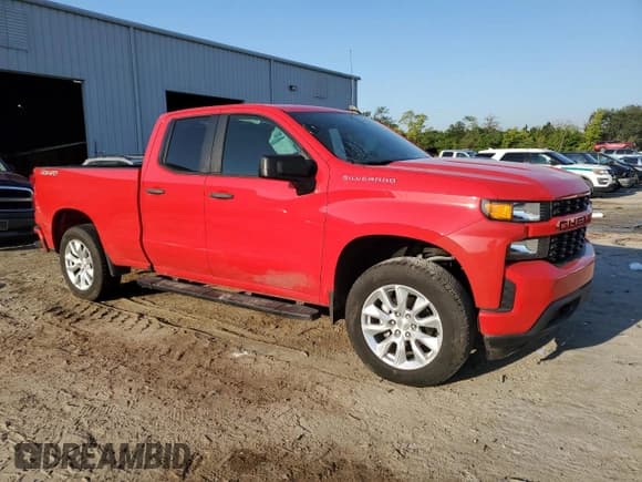 ✅ 2021 Chevrolet Silverado 1500 Custom • VIN: 1GCRYBEK5MZ328084 • Lot: 46501684. Wystawiony na Copart z przebiegiem 18 634 mil. Bezpłatny archiwum sprzedaży aukcyjnych z USA i szczegółowy raport historii pojazdu na DreamBid. Zdjęcie 4.