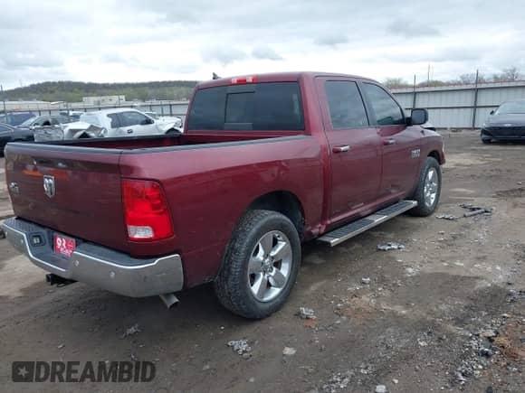 2016 Ram 1500 Big Horn with VIN 1C6RR6LG6GS319580, listed as a IAAI auction lot 41911054 with 111,199 mi miles and . Bid and sale history available at DreamBid. Image 4.